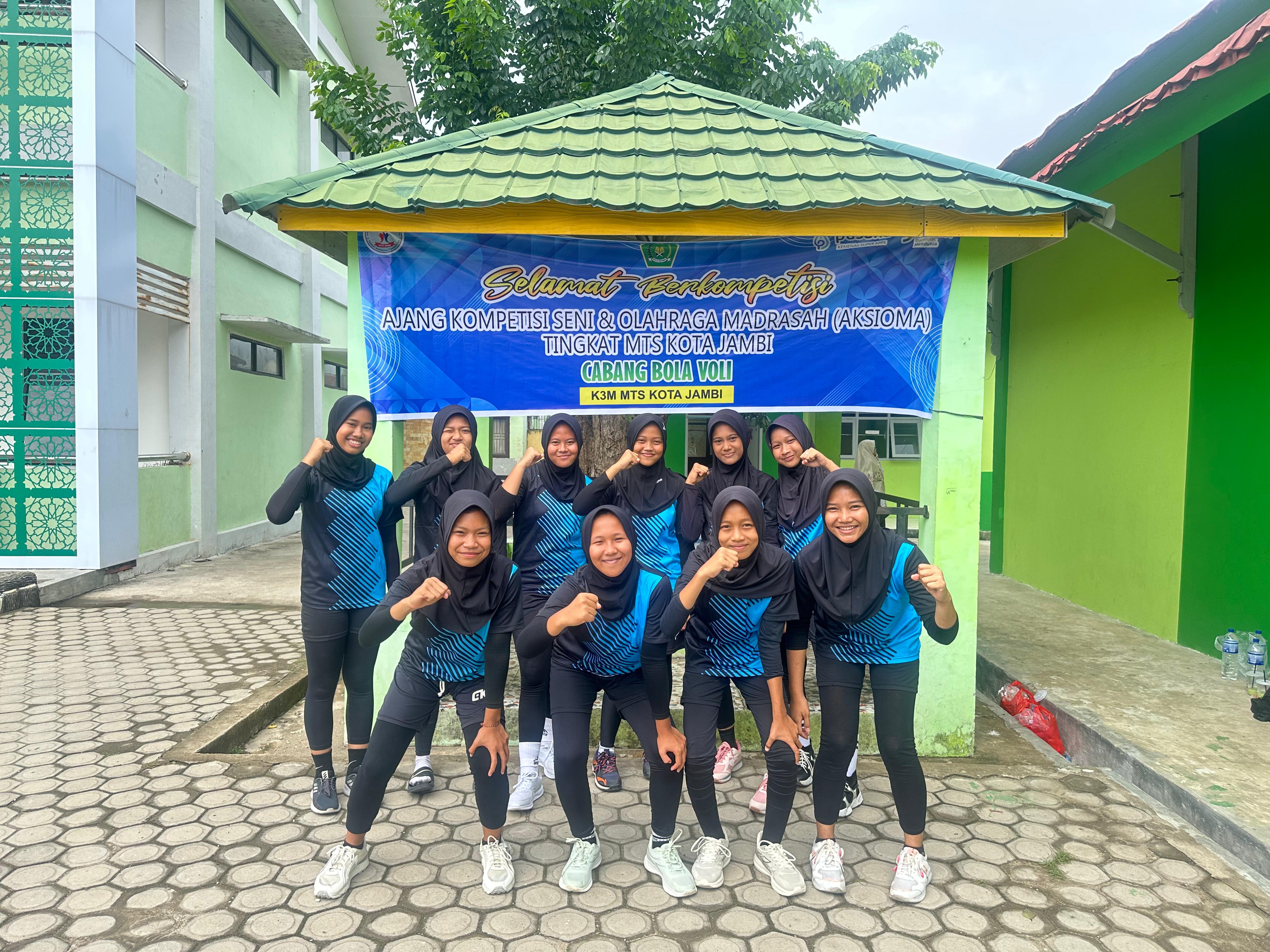Tim Voli Putri MTsN 1 Kota Jambi Siap Rebutkan Juara Ketiga Aksioma