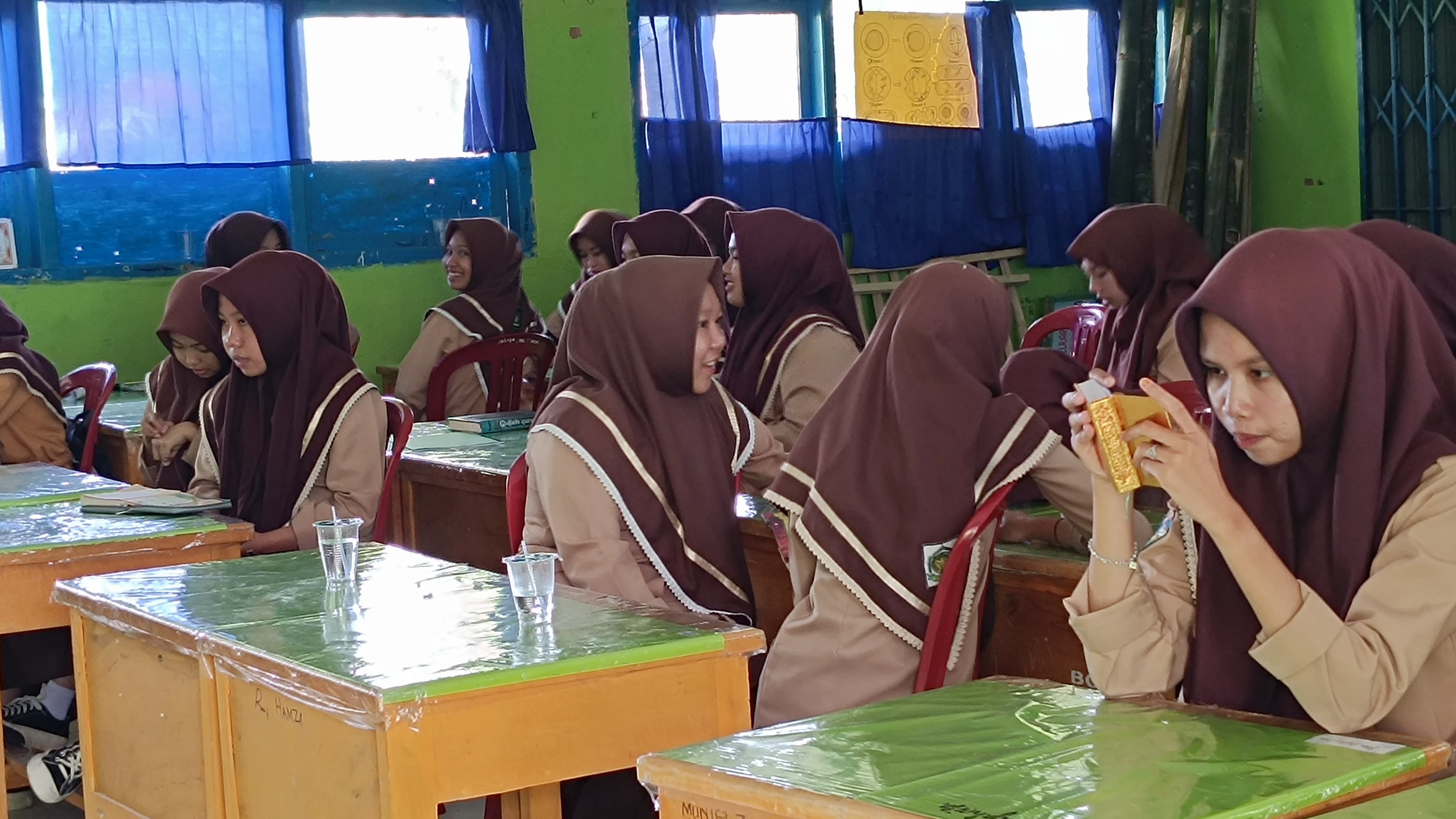 Wakabid Kurikulum MAN 1 Kerinci Sampaikan Pesan kepada Siswa dalam Persiapan Ujian Semester Ganjil