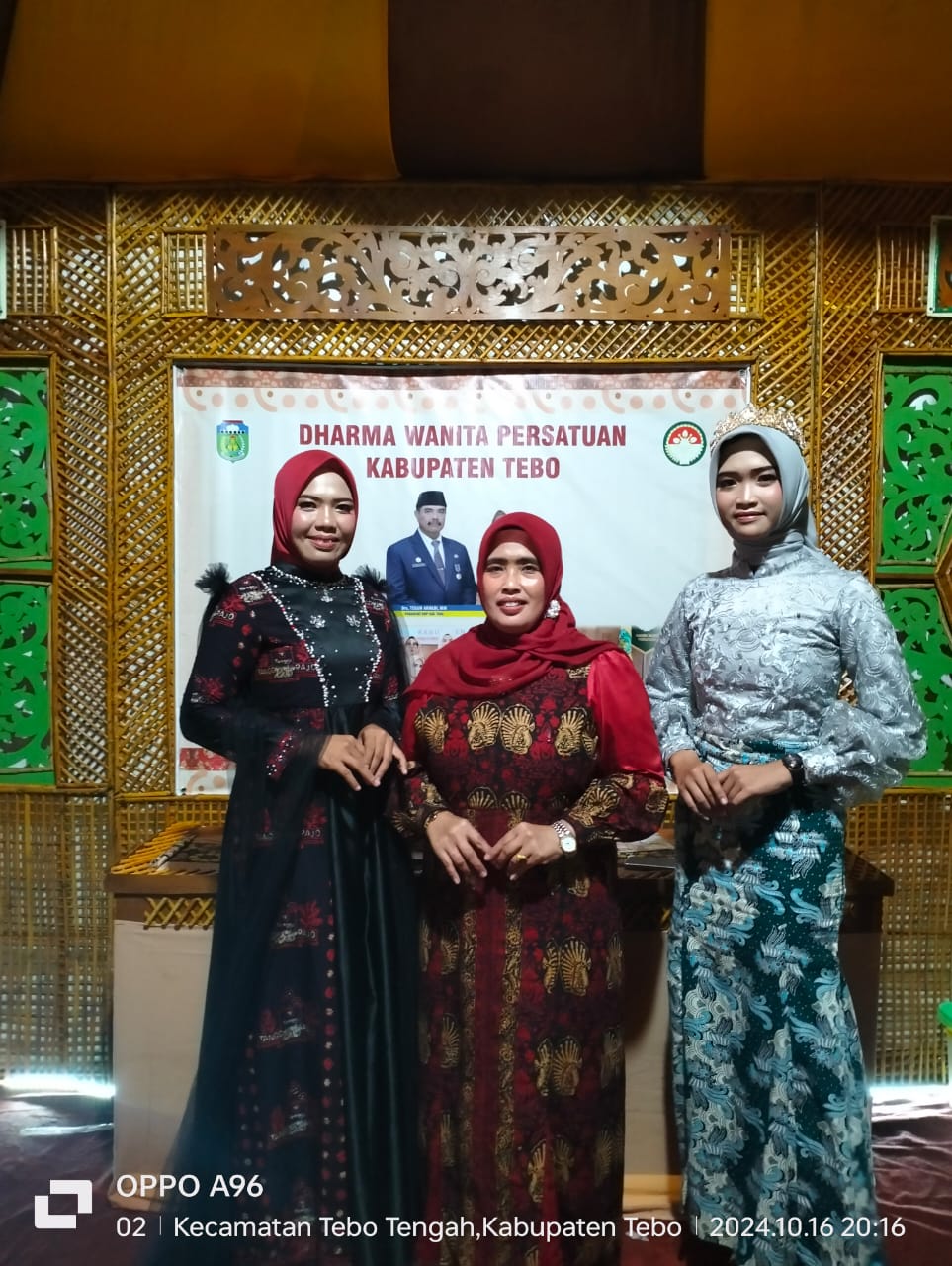 MAN 2  TEBO TAMPIL PADA PARADE BATIK TEBO DAN LOUNCHING MOTIF BATIK TEBO TERBARU