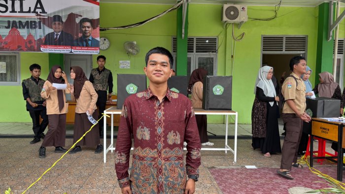 Dua Periode Mengabdi, Syukron Tutup Lembaran dengan Pesan Bermakna Dua Periode Mengabdi, Syukron Tutup Lembaran dengan Pesan Bermakna