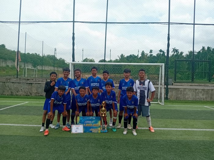 Bikin Bangga! Tim Mini Soccer MTsN 1 Kota Jambi Raih Juara Bikin Bangga! Tim Mini Soccer MTsN 1 Kota Jambi Raih Juara