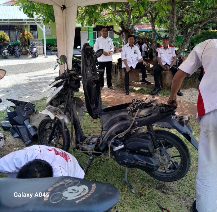 MAN 2 Bungo Gandeng Honda Patria Bungo, Siswa Nikmati Servis dan Suku Cadang Gratis MAN 2 Bungo Gandeng Honda Patria Bungo, Siswa Nikmati Servis dan Suku Cadang Gratis