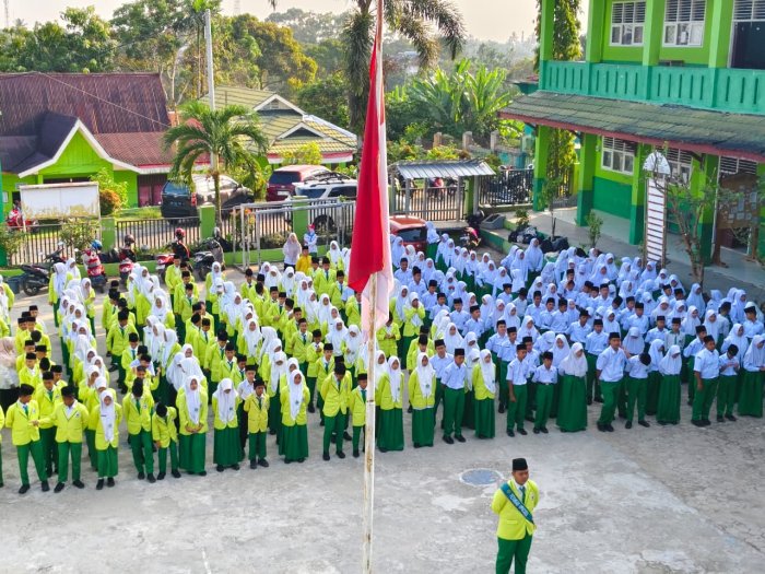 Biadab: Cerdas yang Tak Beradab