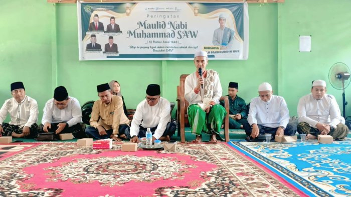 Ustadz Fakhruddin Nur Sampaikan Tausiyah Maulid Nabi di MAN 2 Tanjung Jabung Barat