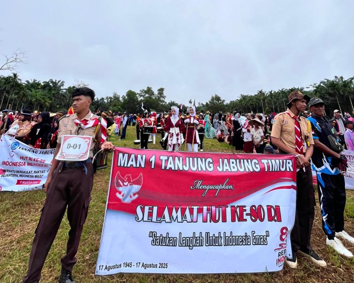 Semarak Pawai Pembangunan HUT RI ke-80, Rantau Rasau Gegap Gempita