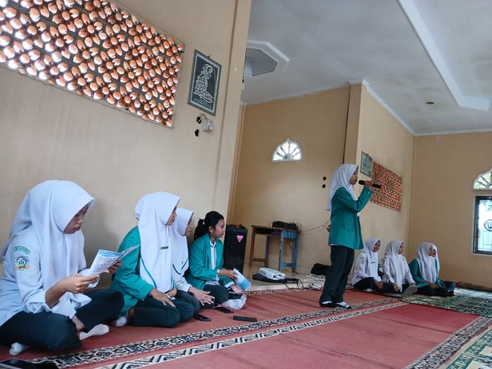 MAN 2 Bungo Kedatangan Tim Sosialisasi Anti Korupsi dari Institut Administrasi dan Kesehatan Setih Setio Muara Bungo MAN 2 Bungo Kedatangan Tim Sosialisasi Anti Korupsi dari Institut Administrasi dan Kesehatan Setih Setio Muara Bungo