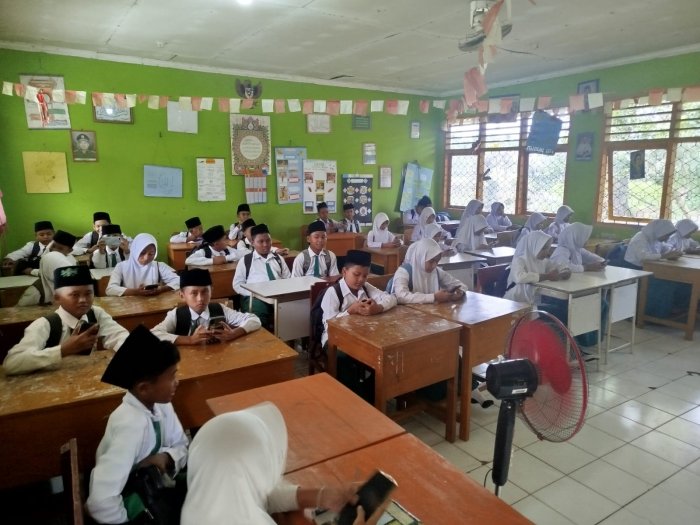 Pelaksanaan Asesmen Sumatif Akhir Semester Ganjil Tahun Pelajaran 2025/2026 Di MIN 3 Tebo Berjalan Lancar
