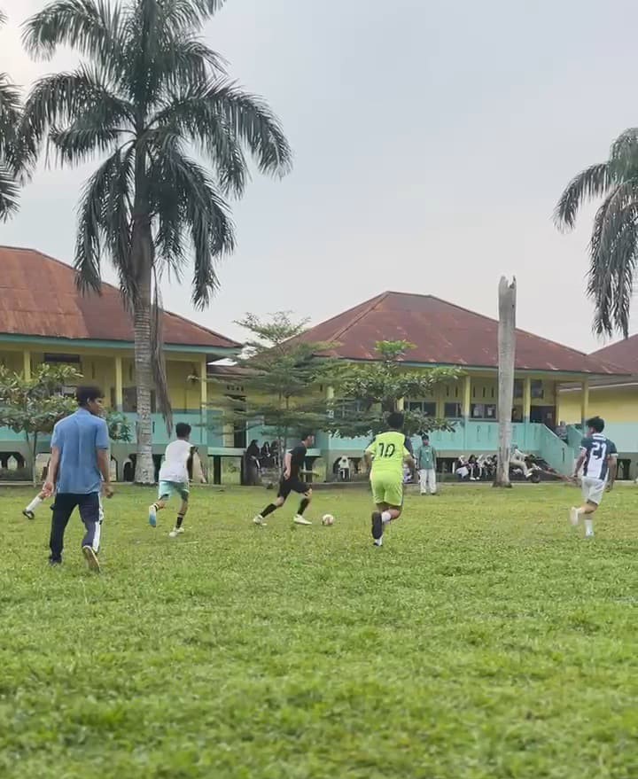 Class Meeting MAN 1 Kota Jambi: Wadah Kreativitas dan Sportivitas Siswa Class Meeting MAN 1 Kota Jambi: Wadah Kreativitas dan Sportivitas Siswa