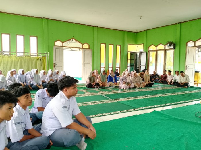 Sosialisasi TKA dan AN MAN 1 Kota Jambi: Strategi Menyiapkan Siswa Kelas XII Menuju Perguruan Tinggi