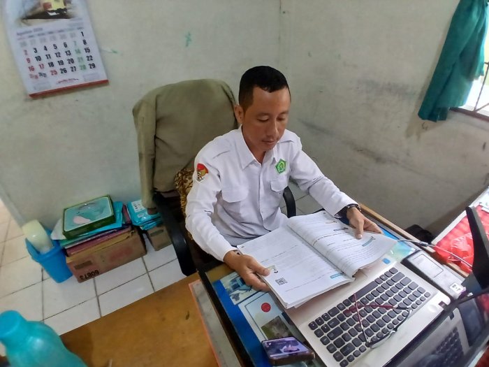 Dampak Kabut Asap Karhutla, Pembelajaran MIN 1 Muaro Jambi Dilanjutkan Secara Daring via WhatsApp