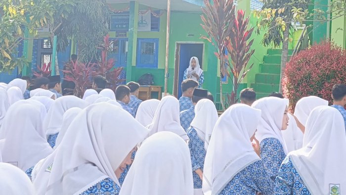 Kultum Jelang PBM di MAN 1 Kerinci, Siswa Sampaikan Tema Menarik Jomblo Fisabilillah