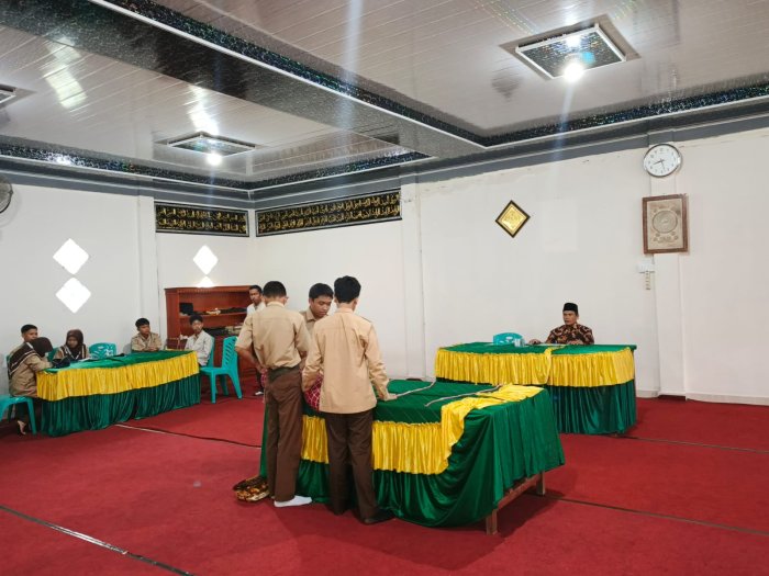 Hari Kedua Lomba Mengkafani Jenazah Peringatan Maulid Nabi di MAN 1 Kerinci Hari Kedua Lomba Mengkafani Jenazah Peringatan Maulid Nabi di MAN 1 Kerinci
