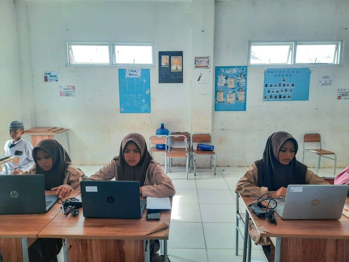 Walau Terjadwal pada Sesi Akhir, Delegasi OMI Bidang IPS Tunjukkan Keseriusan Walau Terjadwal pada Sesi Akhir, Delegasi OMI Bidang IPS Tunjukkan Keseriusan