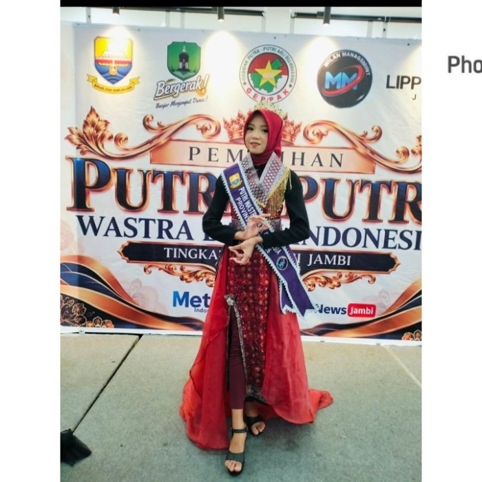 Banggakan Tebo, Ifah Siswi MTsN 1 Tebo Didapuk Jadi Bintang Tamu dan Juri Pemilihan Putra Putri Wastra Batik Jambi 2026