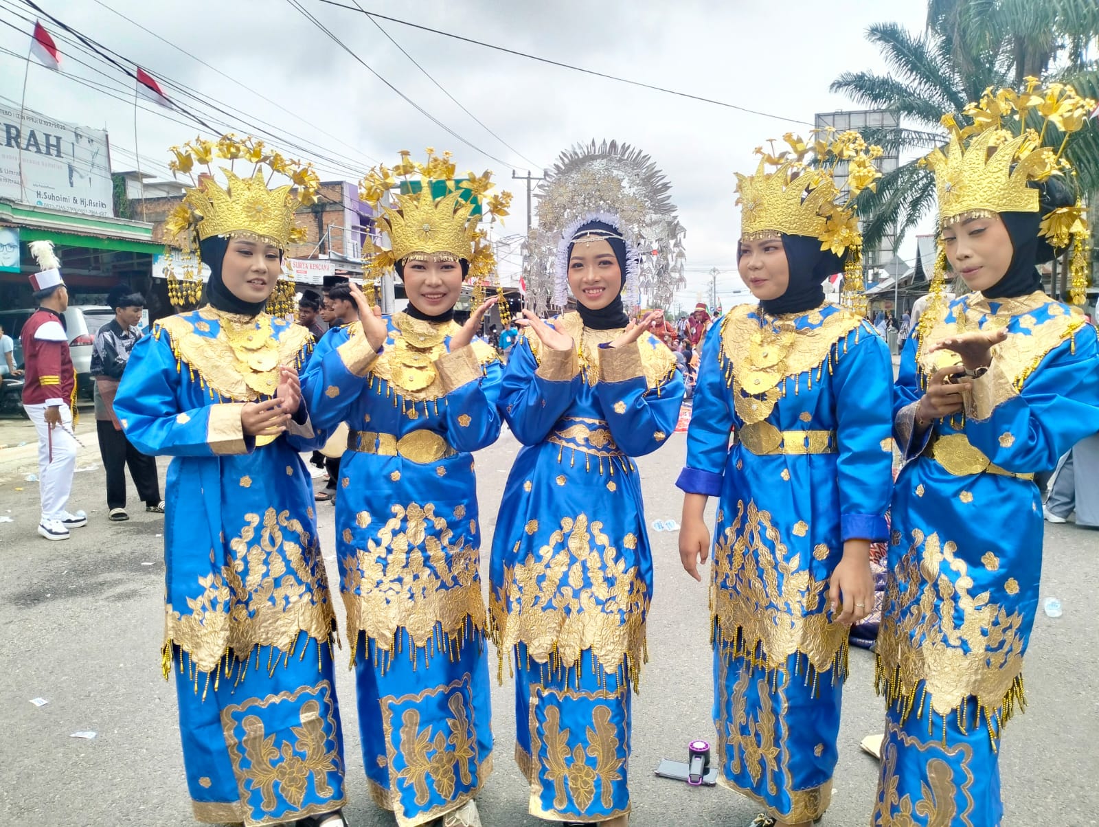 MAN 2 Tebo Meriahkan Karnaval Pawai Budaya HUT RI Ke-80 MAN 2 Tebo Meriahkan Karnaval Pawai Budaya HUT RI Ke-80