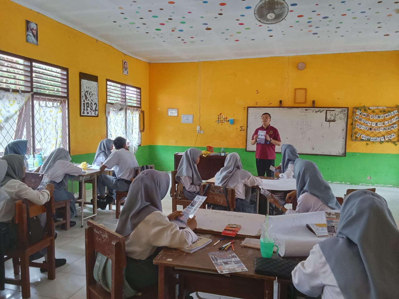 VOYAGER INTERNATIONAL SCHOOL ( VIS ) BANDAR LAMPUNG, SOSIALISASI DI MAN 2 TEBO - JAMBI VOYAGER INTERNATIONAL SCHOOL ( VIS ) BANDAR LAMPUNG, SOSIALISASI DI MAN 2 TEBO - JAMBI