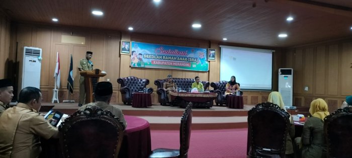 Kepala Madrasah Ikuti Sosialisasi Sekolah Ramah Anak Di Kantor Dinas Sosial Kabupaten Merangin