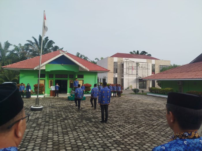 Kepala MIN 3 Tebo Ikuti Apel Kedisiplinan Kantor Kemenag Kabupaten Tebo Kepala MIN 3 Tebo Ikuti Apel Kedisiplinan Kantor Kemenag Kabupaten Tebo