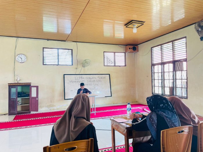 Lomba Tilawatil Qur'an Warnai Maulid Nabi di MTsN 2 Bungo Lomba Tilawatil Qur'an Warnai Maulid Nabi di MTsN 2 Bungo