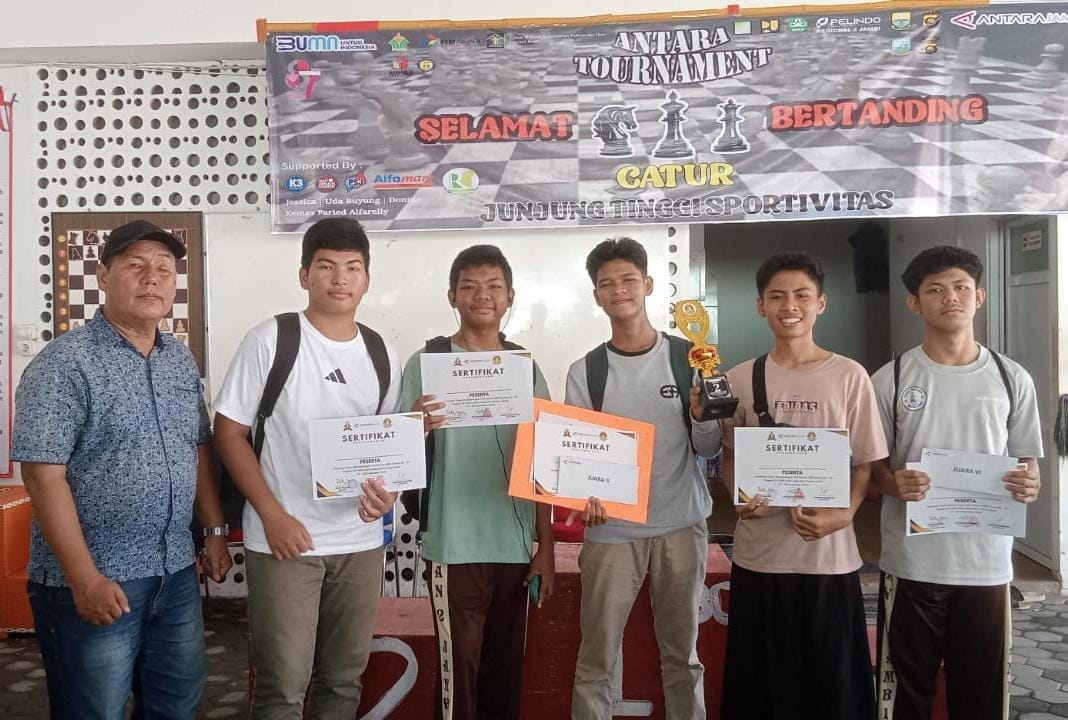 Siswa MAN 2 Kota Jambi Raih Prestasi di Turnamen Catur Antara Sekolah