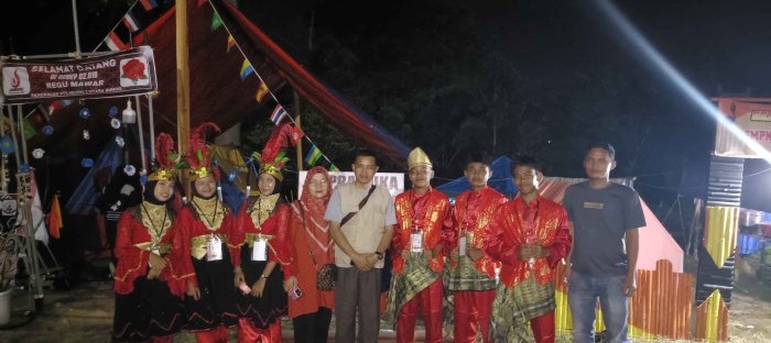 Kepala MTsN 2 Bungo Beri Dukungan dan Semangat kepada Peserta Lomba Tari di Bumi Perkemahan Candika