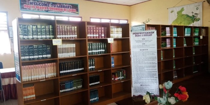 Welcome to Library MAN 2 Bungo: Menyambut Siswa dengan Dunia Ilmu dan Kreativitas Welcome to Library MAN 2 Bungo: Menyambut Siswa dengan Dunia Ilmu dan Kreativitas