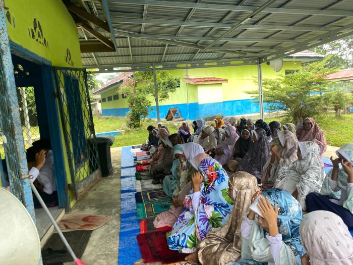 Mengawali Pembelajaran  MTsNegeri 5 Tebo Melaksanakan Sholat Dhuha Berjamaah