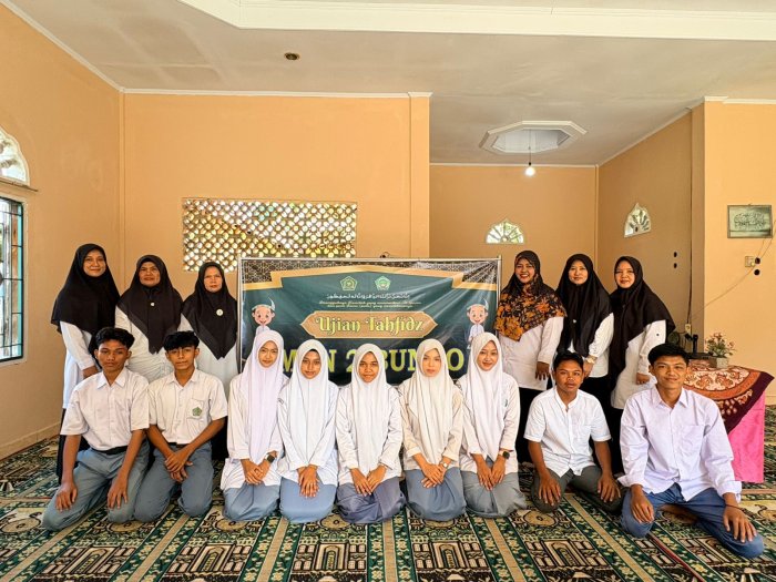 Semangat Menghafal Al-Quran, MAN 2 Bungo Laksanakan Ujian Tahfidz Semangat Menghafal Al-Quran, MAN 2 Bungo Laksanakan Ujian Tahfidz