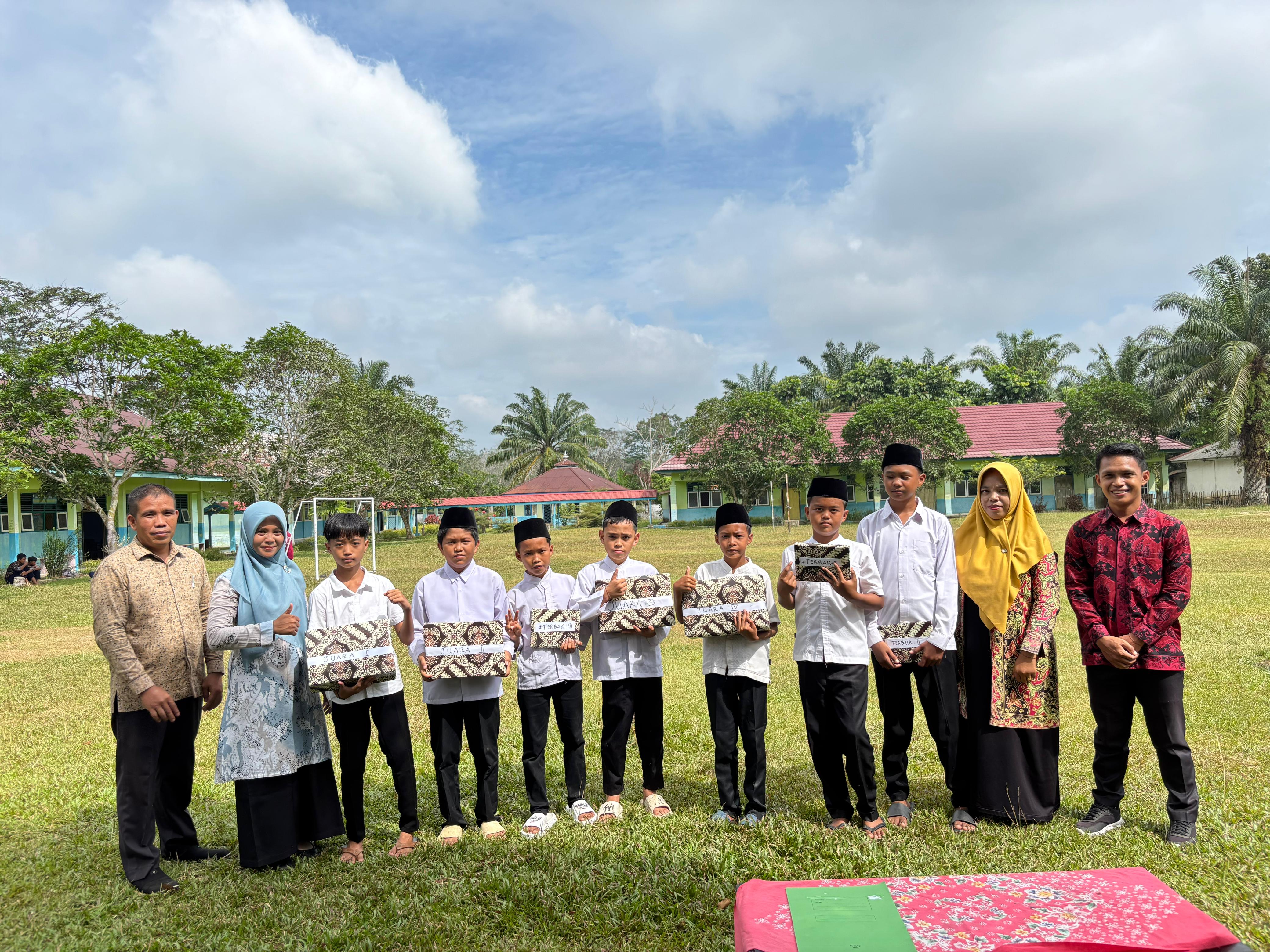 Penutupan MATSAMA MTsN 5 Tebo Tahun 2025 Berlangsung Meriah Penutupan MATSAMA MTsN 5 Tebo Tahun 2025 Berlangsung Meriah