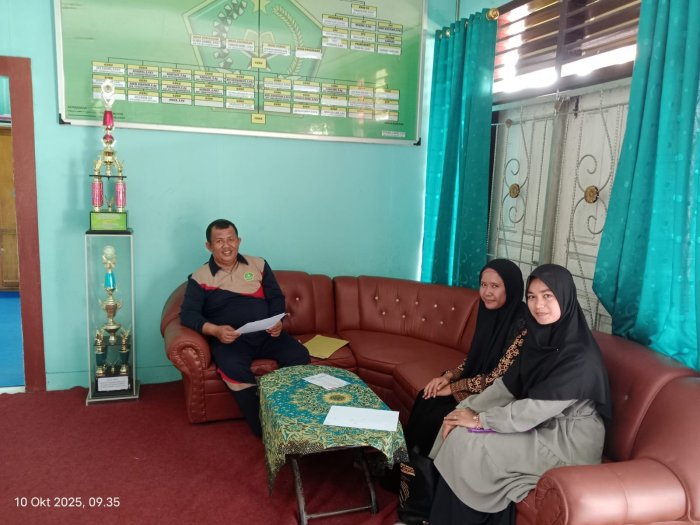 Tingkatkan Mutu Pendidik: Corien Centre Tawarkan Pelatihan Pengembangan SDM ke MTsN 1 Bungo