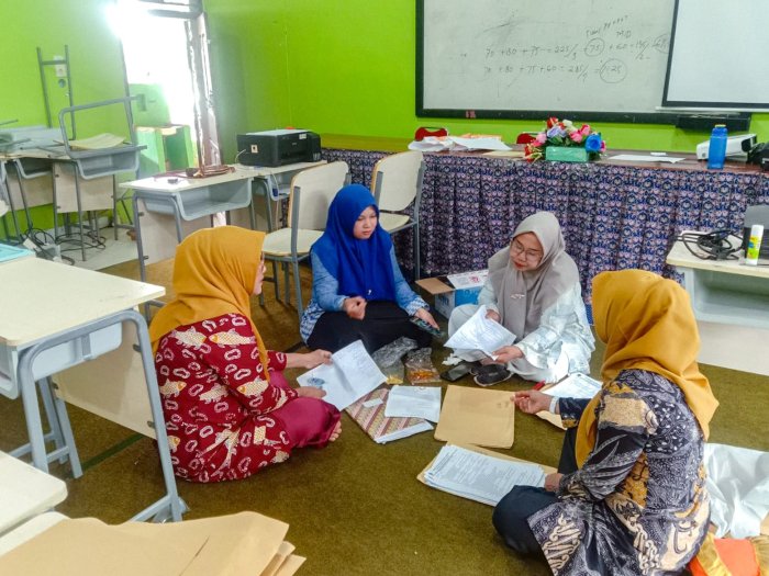 Panitia ASAS Ganjil Bincang Santai, Jaga Semangat di Hari Keempat Ujian Panitia ASAS Ganjil Bincang Santai, Jaga Semangat di Hari Keempat Ujian