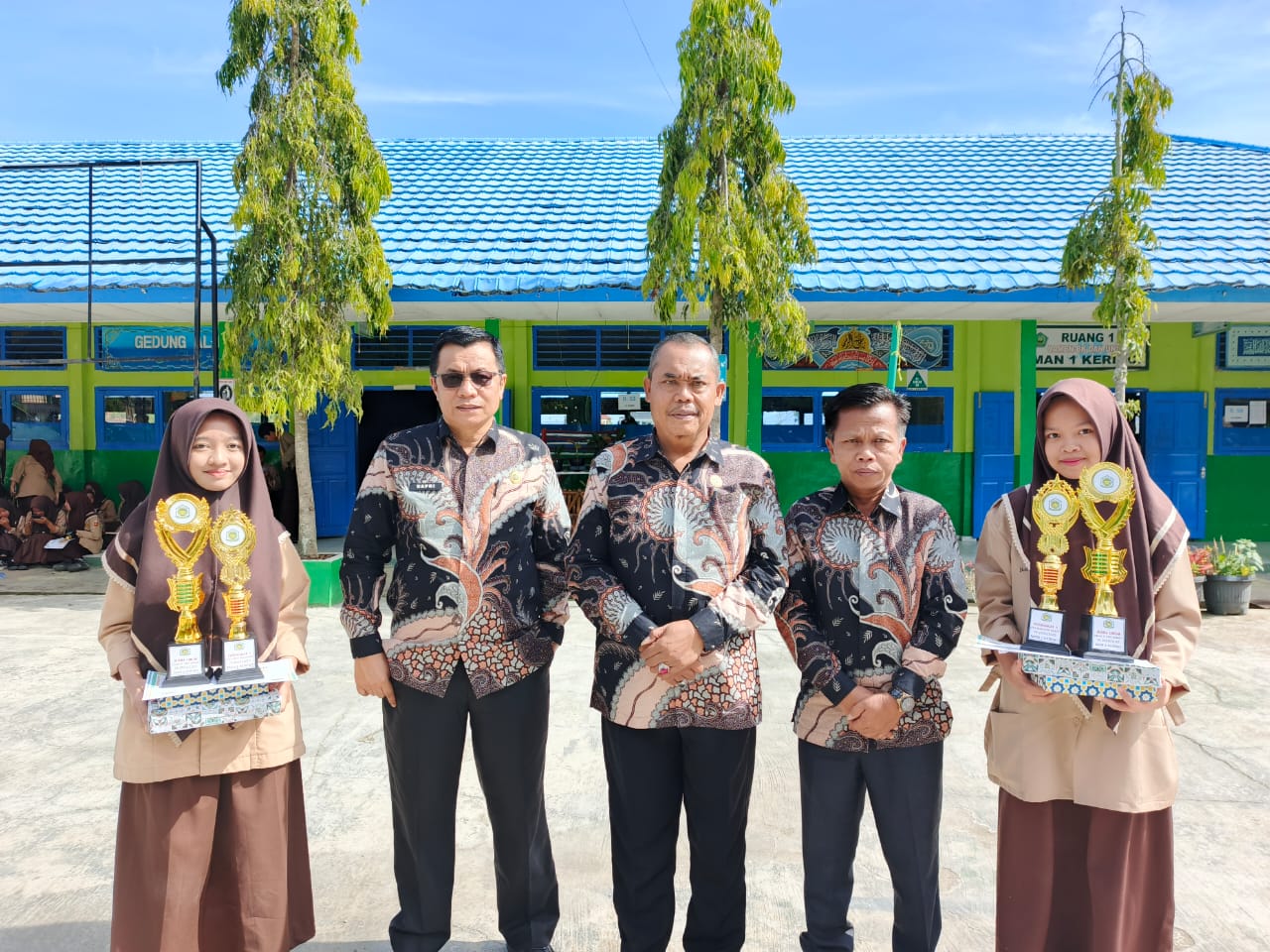 MAN 1 Kerinci Umumkan Juara Umum Peringkat Kelas Tahun Ajaran 2024/2025 MAN 1 Kerinci Umumkan Juara Umum Peringkat Kelas Tahun Ajaran 2024/2025