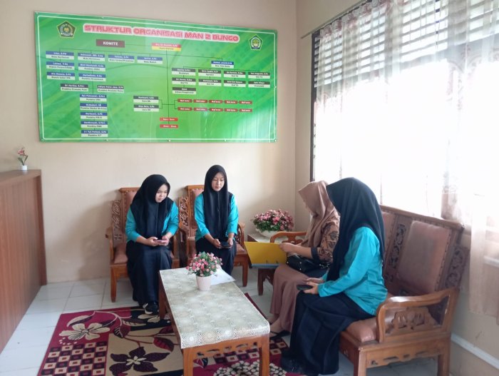 Antusias! Siswa MAN 2 Bungo Cetak Kartu Peserta SNBP dan Konsultasi Pendaftaran KIP Kuliah Antusias! Siswa MAN 2 Bungo Cetak Kartu Peserta SNBP dan Konsultasi Pendaftaran KIP Kuliah