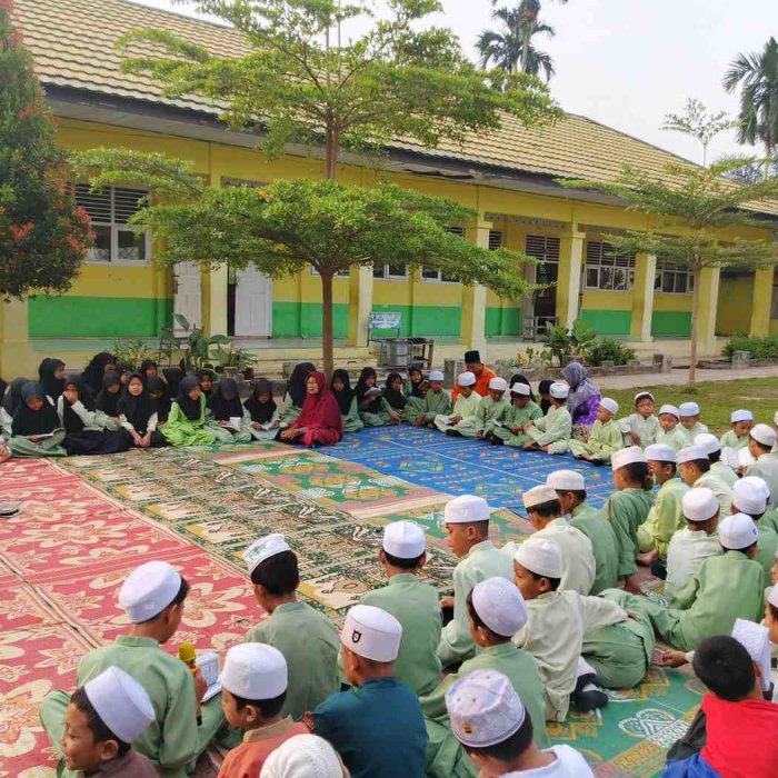 Madrasah Gelar Pembacaan Surah Yasin dan Doa Bersama