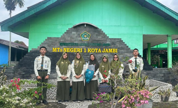 Sosialisasi MAN Insan Cendekia Jambi Perkenalkan Fasilitas dan Alur Pendaftaran kepada Siswa Kelas IX MTsN 1 Kota Jambi Sosialisasi MAN Insan Cendekia Jambi Perkenalkan Fasilitas dan Alur Pendaftaran kepada Siswa Kelas IX MTsN 1 Kota Jambi