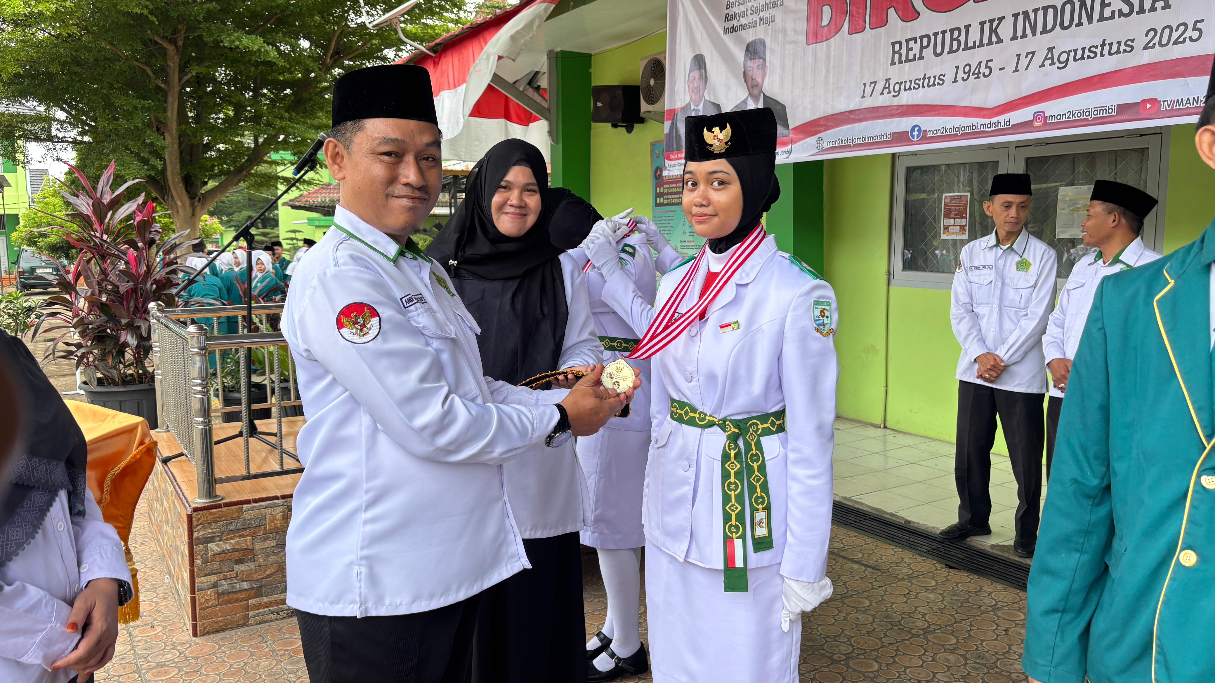 Kasiratul Khairah, Siswa MAN 2 Kota Jambi yang Terpilih Jadi Duta Paskibraka 2025 Kasiratul Khairah, Siswa MAN 2 Kota Jambi yang Terpilih Jadi Duta Paskibraka 2025