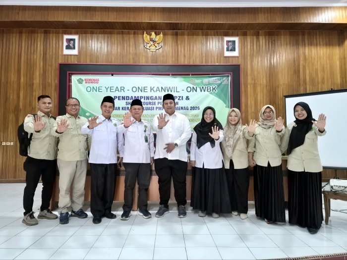 Menuju WBK dan WBBM, Tim PMPZI MTsN 2 Bungo Ikuti Pendampingan Intensif di Kemenag Bungo