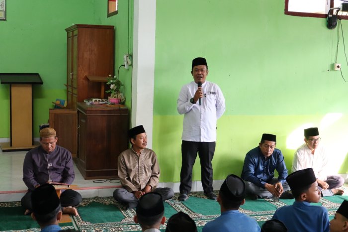 MTsN 1 Batang Hari Bersinergi! Kamad Beri Wejangan Khusus Sekaligus Perkenalkan Nahkoda Baru Lini TU