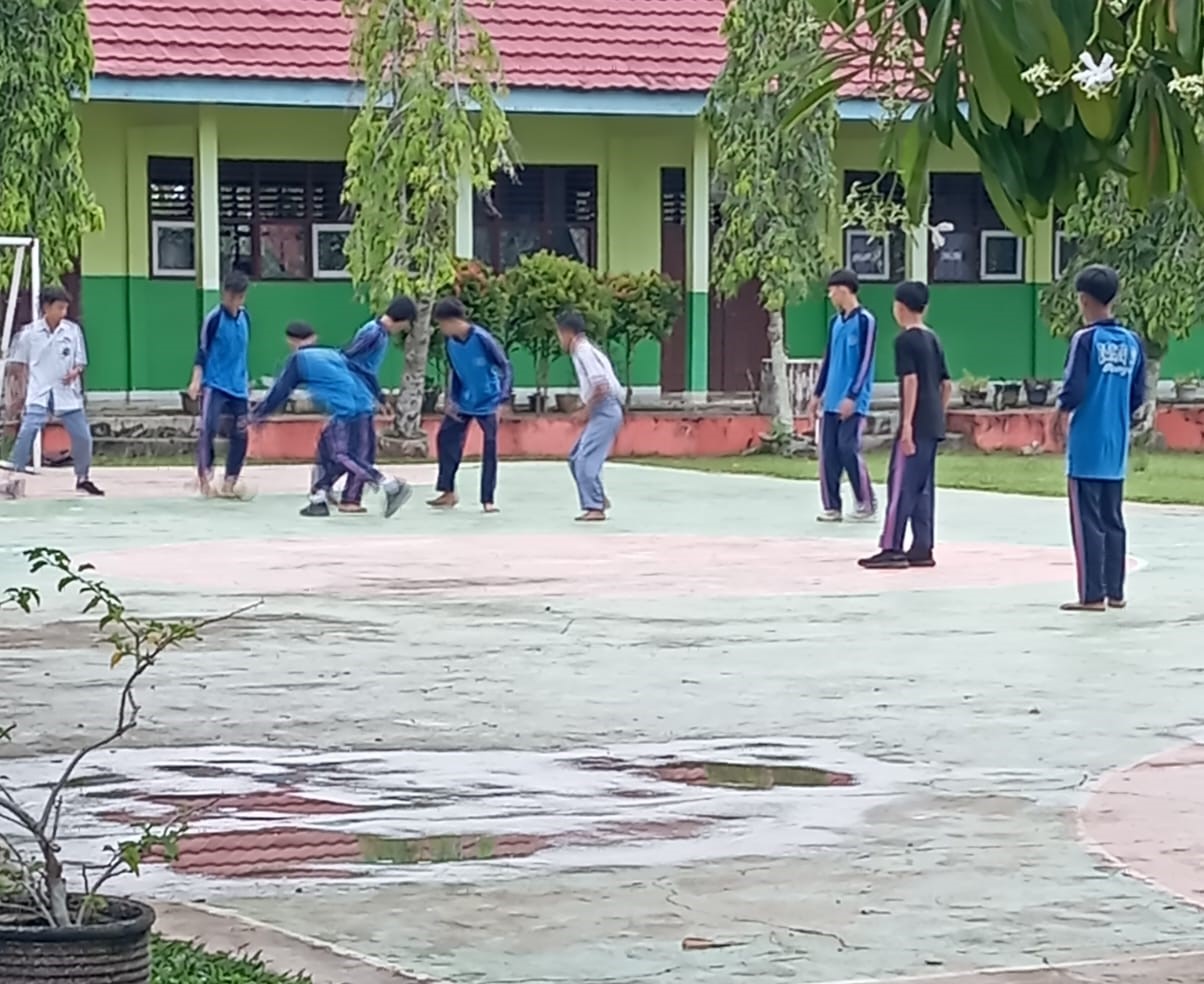 Jadikan Class Meeting Untuk Kembangkan Bakat Dan Prestasi Jadikan Class Meeting Untuk Kembangkan Bakat Dan Prestasi