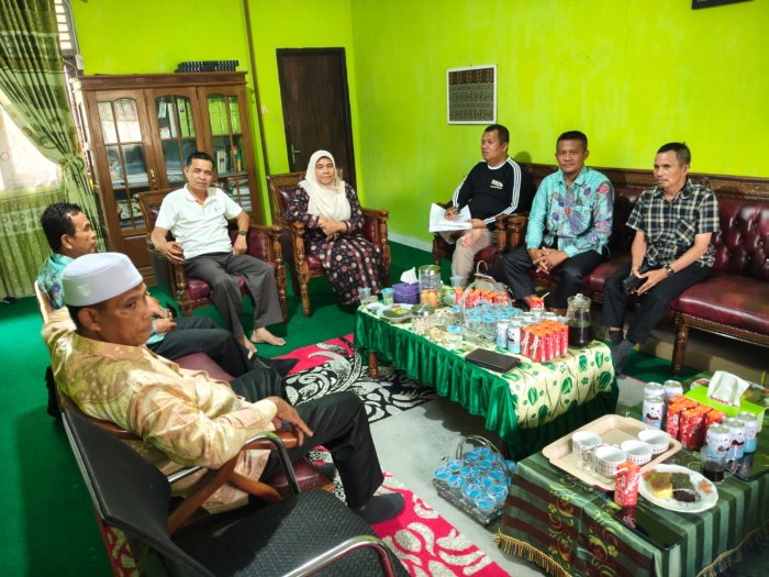 Kepala MAN 2 Bungo Hadiri Rapat Koordinasi K3M Bahas Pemantapan Jadwal Ujian Akhir MTsN dan MIN Kepala MAN 2 Bungo Hadiri Rapat Koordinasi K3M Bahas Pemantapan Jadwal Ujian Akhir MTsN dan MIN