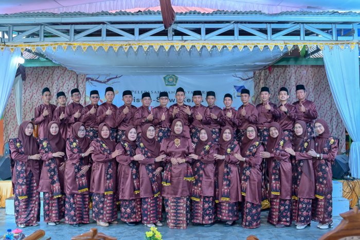 Datang Membawa Harapan, Pergi Membawa Kenangan: Tasyakuran dan Perpisahan Siswa Kelas VI MIN 1 TJB Berlangsung Meriah