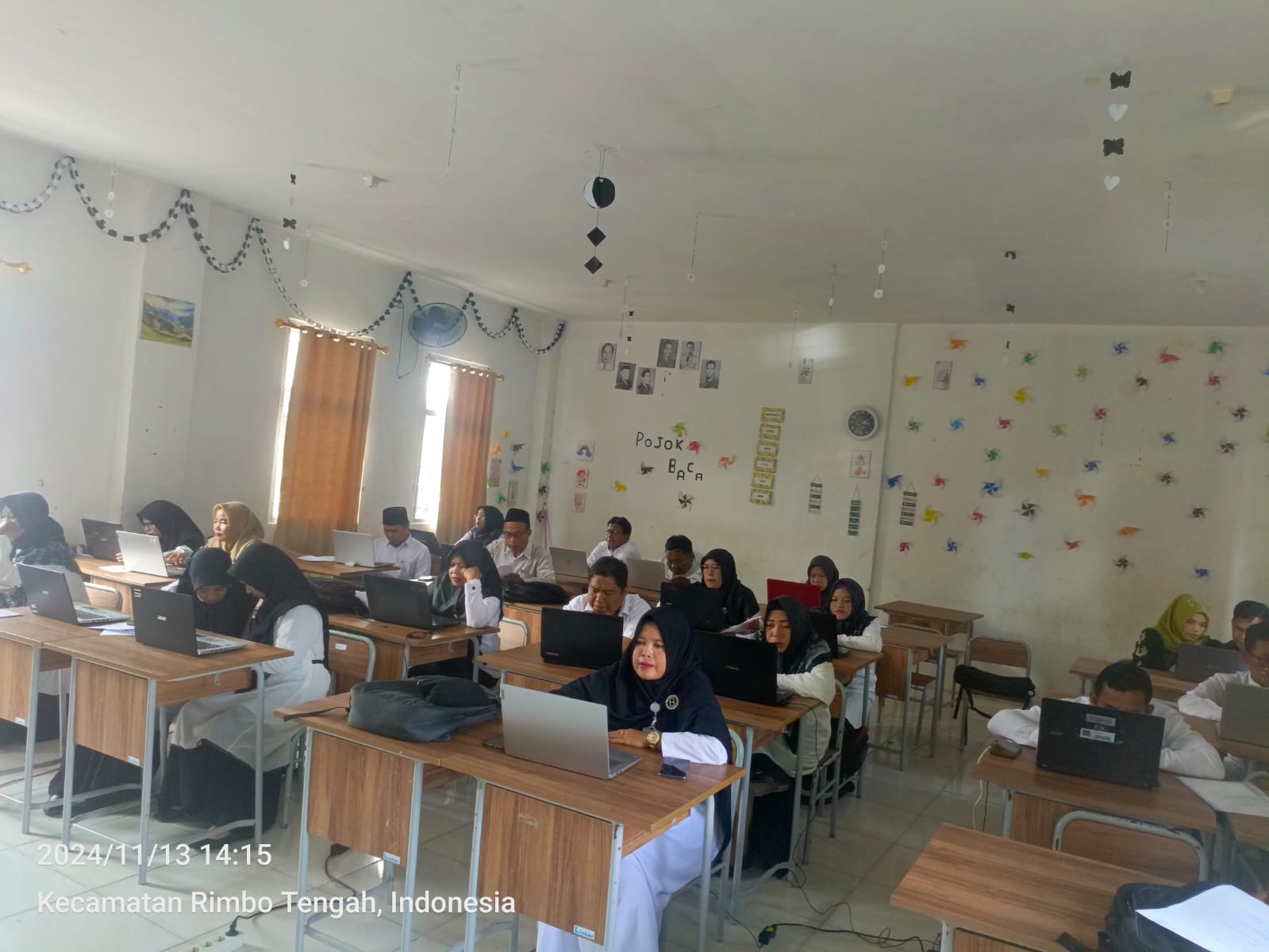 ASESMEN AKG DI LINGKUNGAN KEMENTERIAN AGAMA KABUPATEN BUNGO BERJALAN DENGAN LANCAR ASESMEN AKG DI LINGKUNGAN KEMENTERIAN AGAMA KABUPATEN BUNGO BERJALAN DENGAN LANCAR