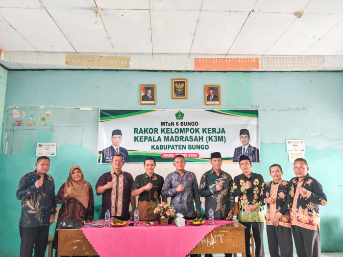 Sinergi Pimpinan Madrasah, Kepala MTsN 1 Bungo Hadiri Rakor K3M di MTsN 6 Bungo Sinergi Pimpinan Madrasah, Kepala MTsN 1 Bungo Hadiri Rakor K3M di MTsN 6 Bungo