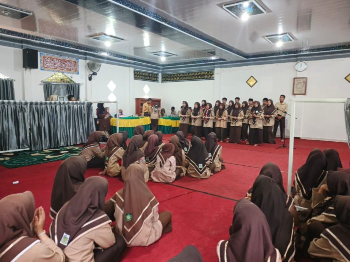 Hari Kedua Lomba Nasyid Peringatan Maulid Nabi di MAN 1 Kerinci Penuh Semarak Hari Kedua Lomba Nasyid Peringatan Maulid Nabi di MAN 1 Kerinci Penuh Semarak