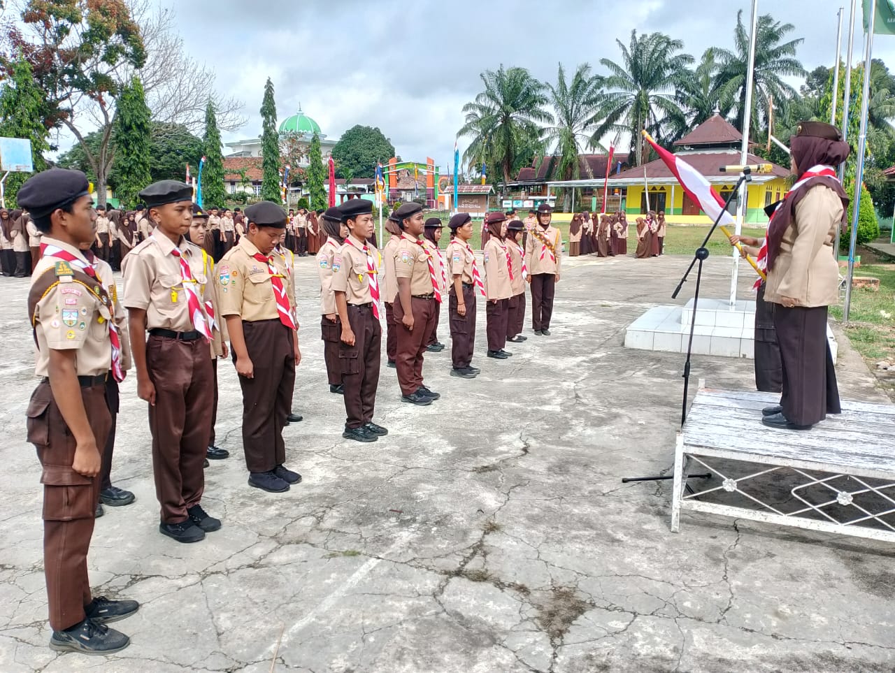 13 PENEGAK BANTARA GUDEP 01.057 AMBALAN KI HAJAR DEWANTARA, DAN GUDEP 01-058 CUT NYAK DIEN MAN 2 TEBO RESMI DI LANTIK 13 PENEGAK BANTARA GUDEP 01.057 AMBALAN KI HAJAR DEWANTARA, DAN GUDEP 01-058 CUT NYAK DIEN MAN 2 TEBO RESMI DI LANTIK
