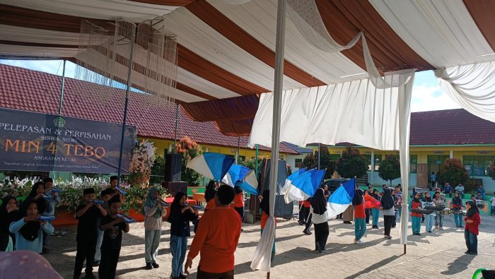 Gladi Perpisahan Kelas 6 Berlangsung Hingga Sore, Seluruh Penampil Dapat Pengarahan Khusus