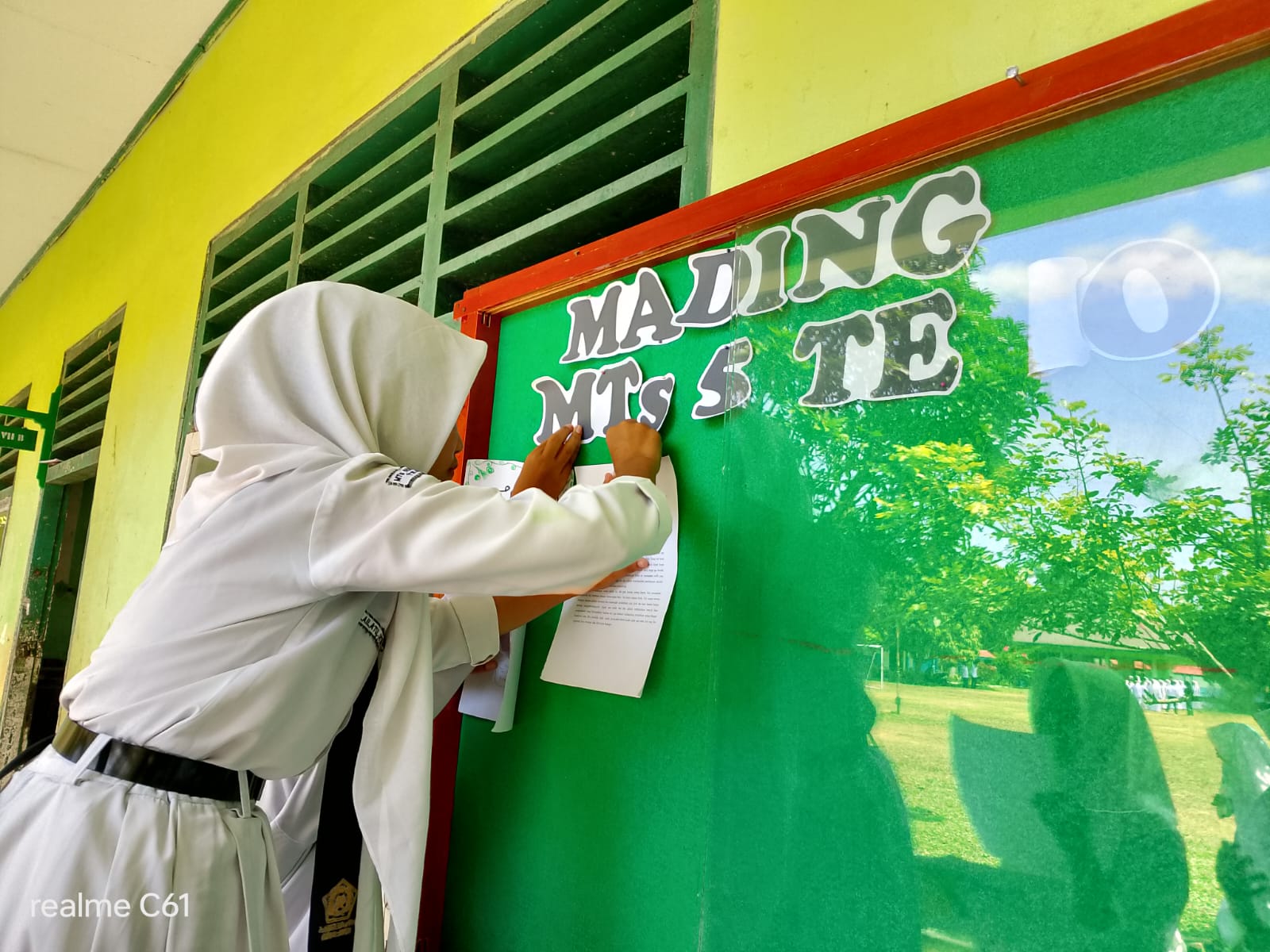 MADING SEBAGAI SARANA LITERASI DI MTsN 5 TEBO