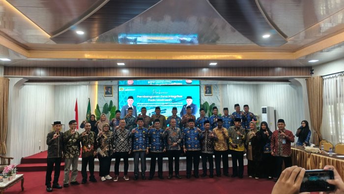 Kepala MAN 2 Kota Jambi Hadiri Pembinaan Penguatan Zona Integritas oleh Inspektorat Jenderal Kemenag RI
