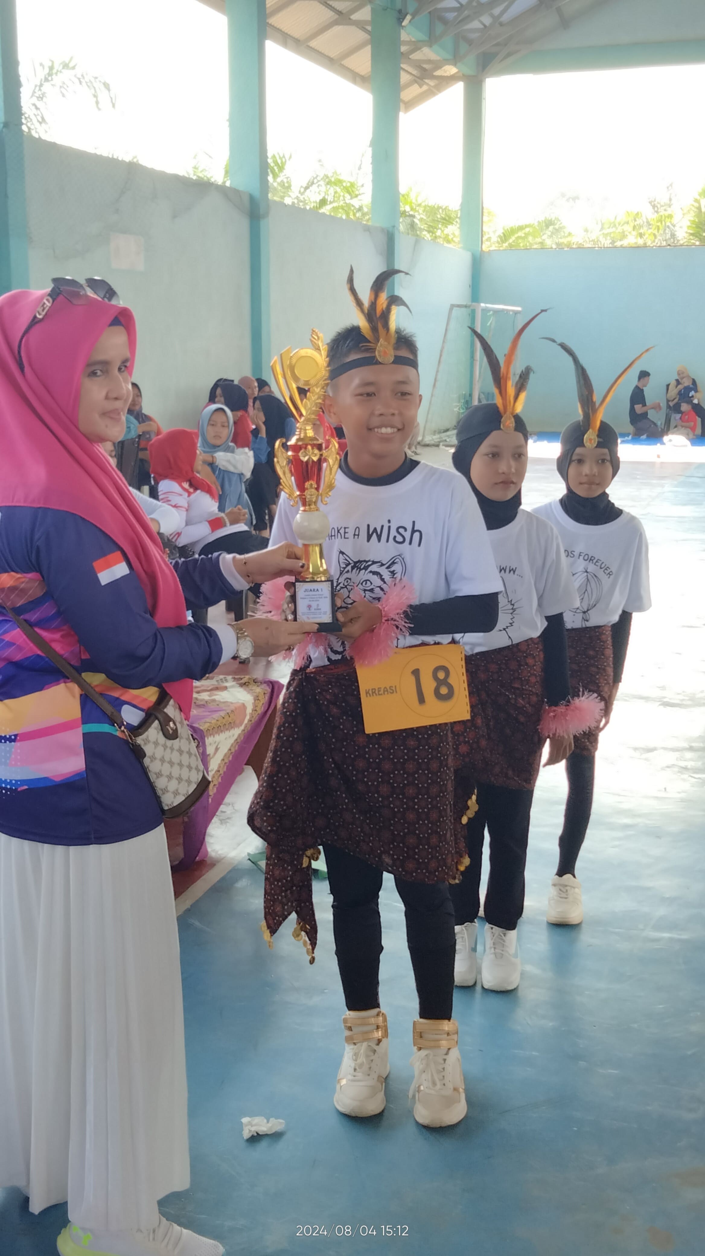 LOMBA IOSKI TEBO LOMBA IOSKI TEBO