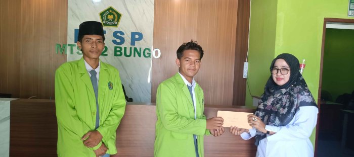 Kolaborasi Madrasah MAN 2 Bungo Serahkan Undangan Porseka ke MTsN 2 Bungo Kolaborasi Madrasah MAN 2 Bungo Serahkan Undangan Porseka ke MTsN 2 Bungo